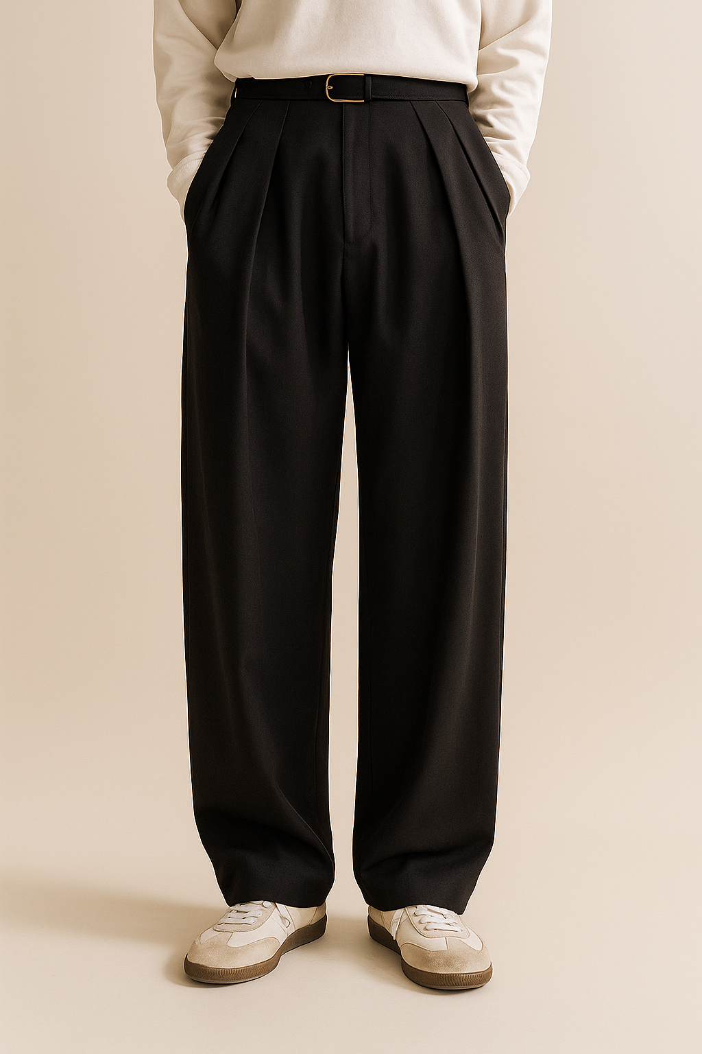 Pantalon plissé pour femme, coupe ample avec pinces frontales et tombé fluide, élégant pour le bureau