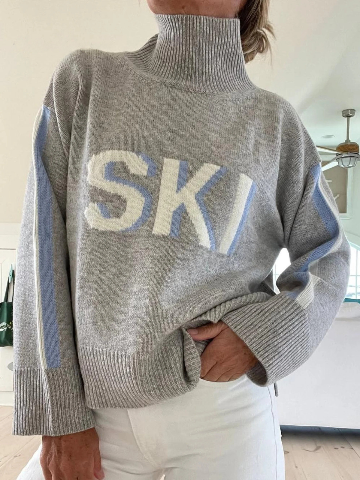 Pull à col montant pour femme, style ski rétro avec grandes lettres et coupe ample