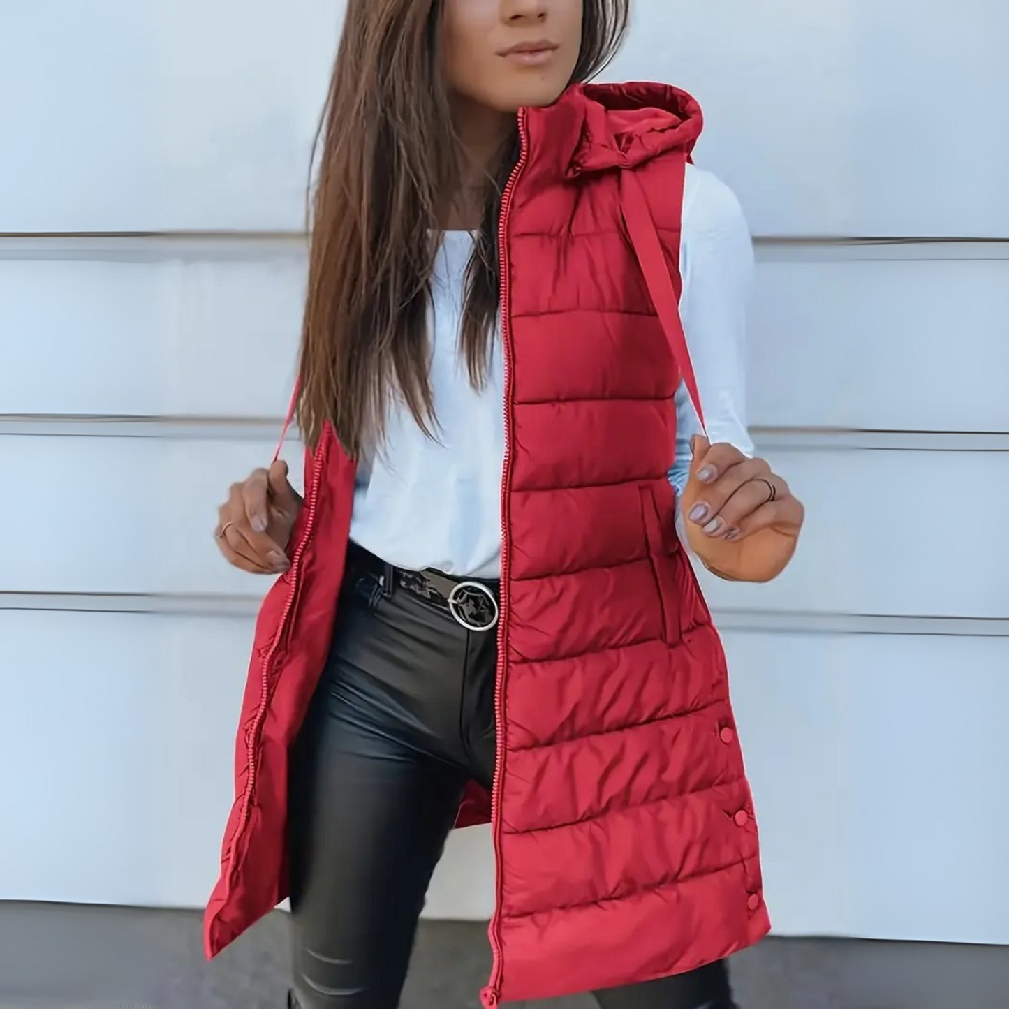 Gilet matelassé long sans manches pour femme, design décontracté avec capuche