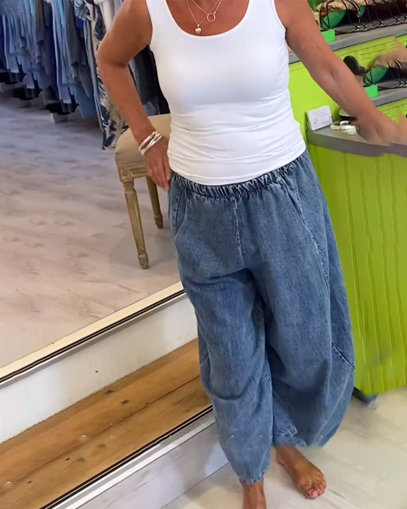 Jean ample pour femme, design pratique avec taille élastique