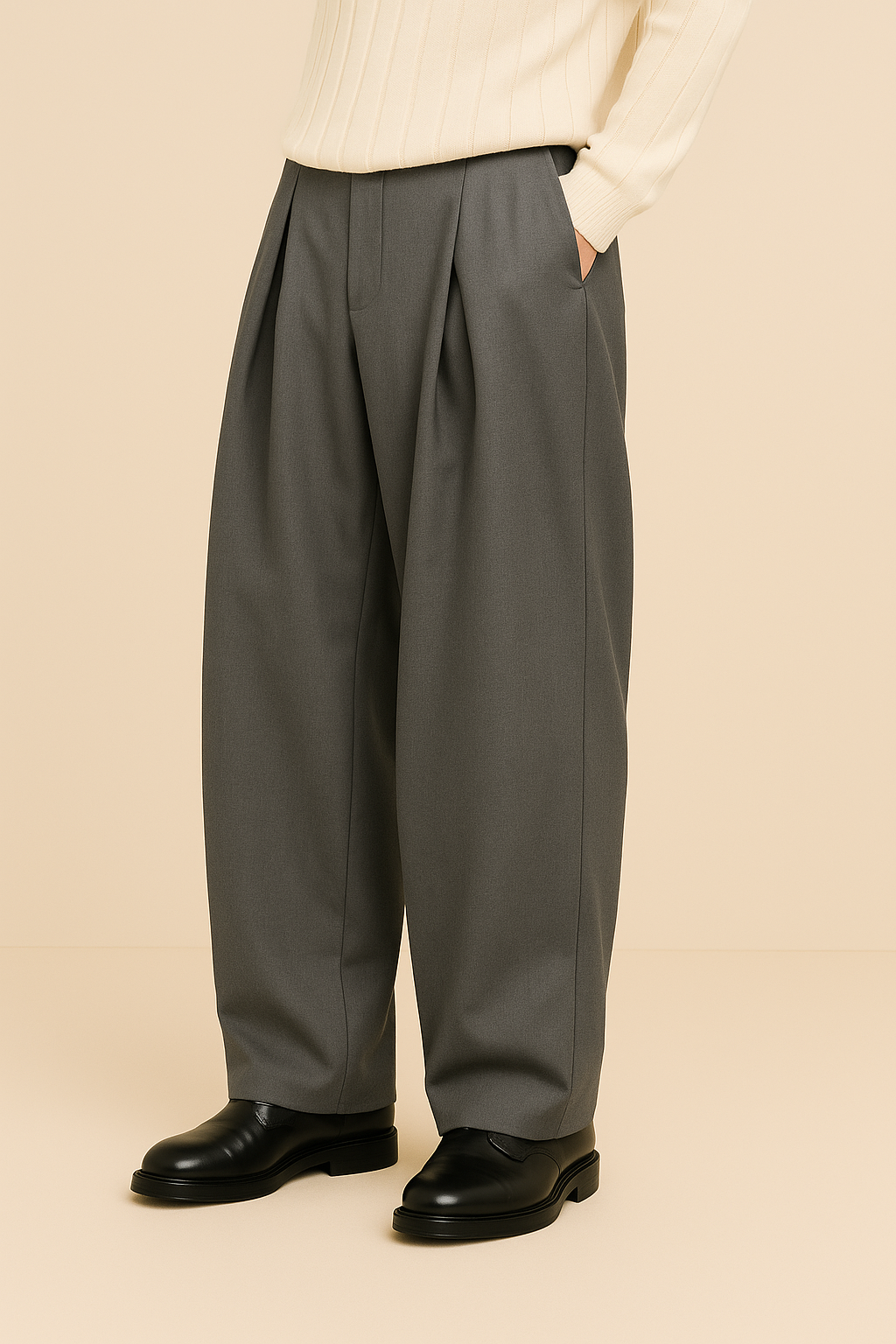 Pantalon plissé pour femme, coupe ample avec pinces frontales et tombé fluide, élégant pour le bureau