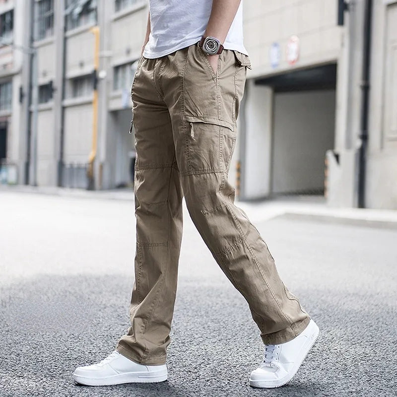 Pantalon cargo pour homme, design urbain avec multiples poches et coupe droite